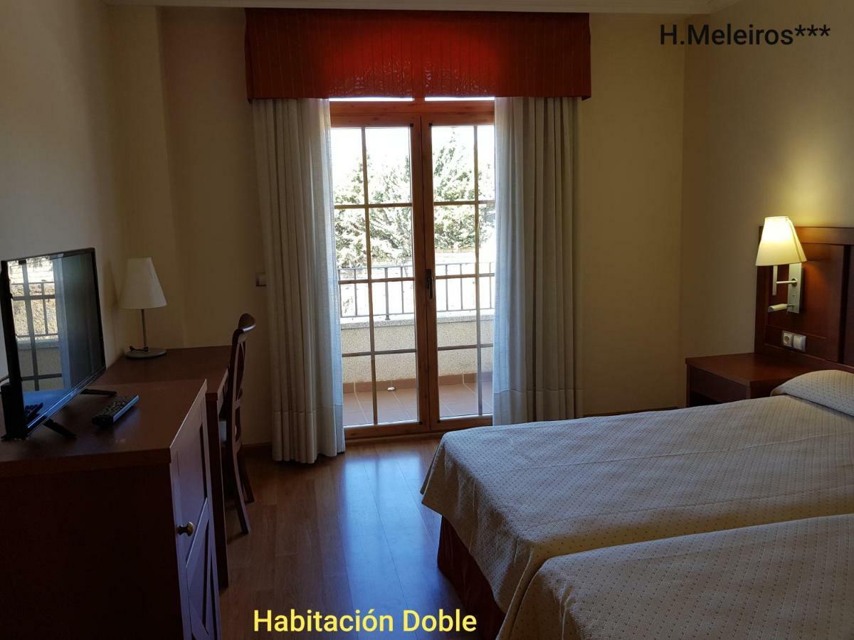 Hotel Meleiros Castro De Sanabria Exterior photo